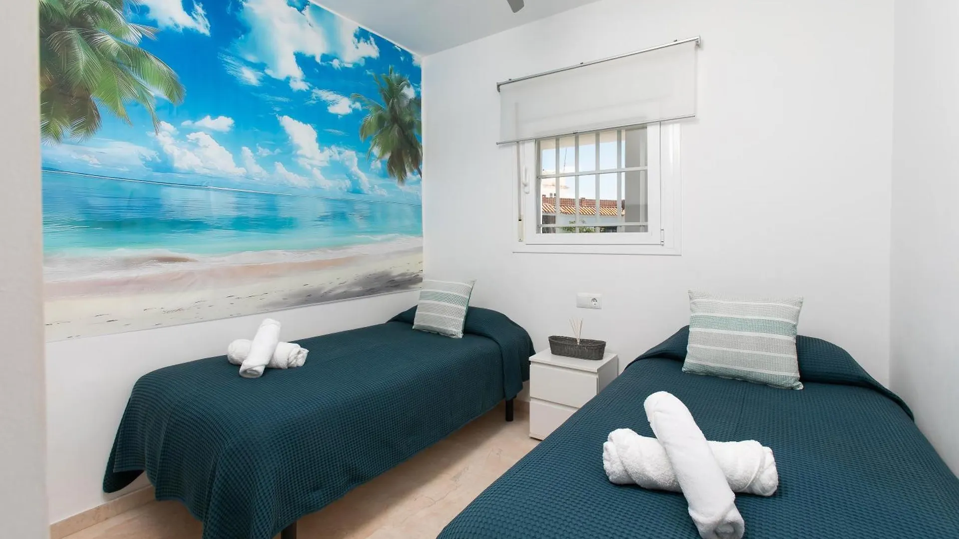 Luxury Sea View Apartment Nerja 0*,