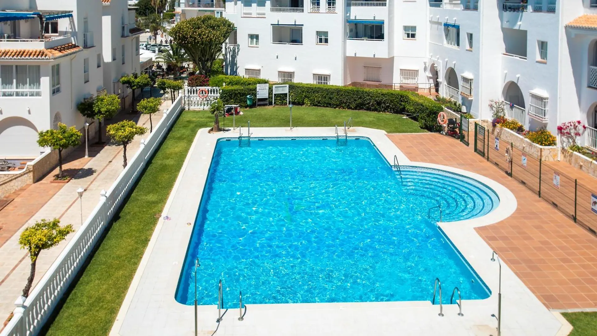 Luxury Sea View Apartment 네르하 스페인